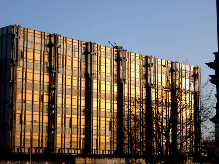 113_berlin05_palast_der_republik